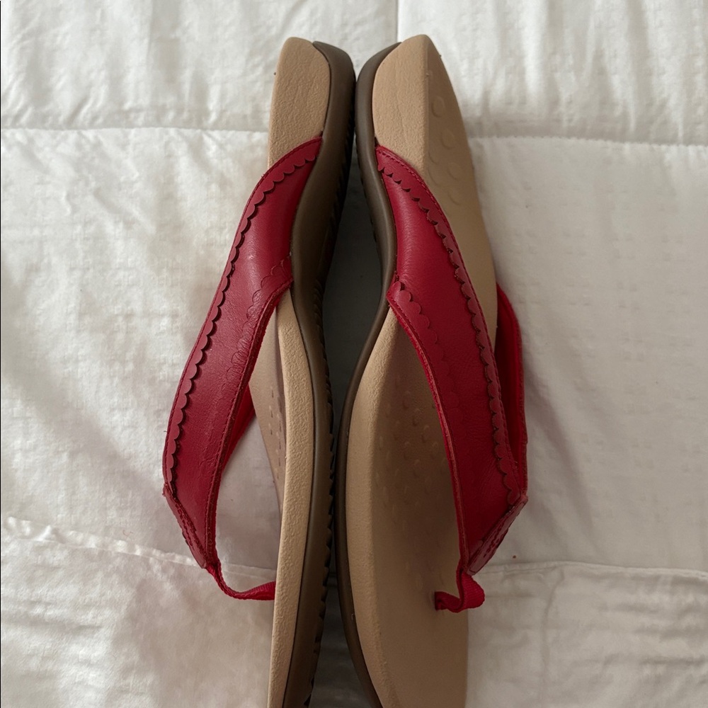 Vionic Red Sandals - Picture 6 of 8